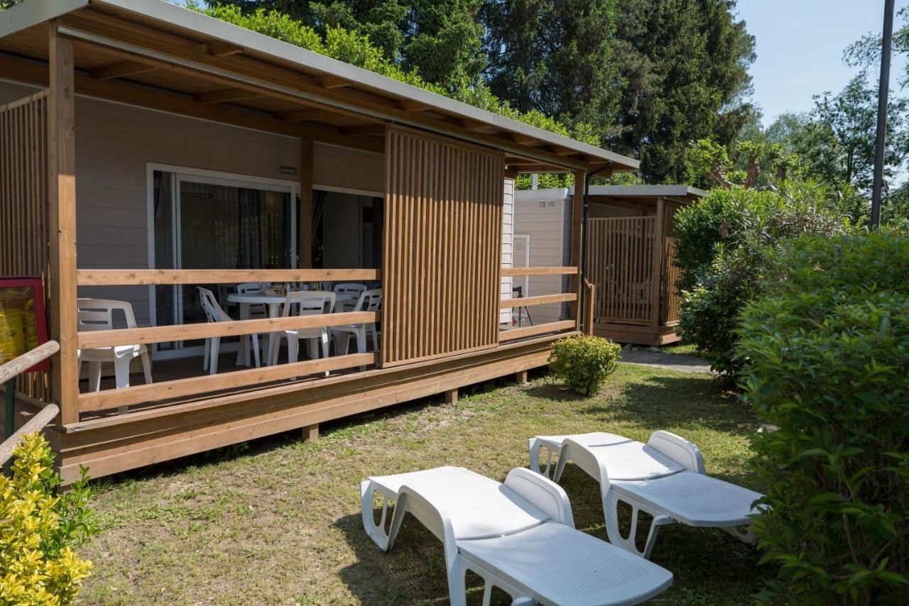 Camping Eden Glamping 多米勒托 外观 照片